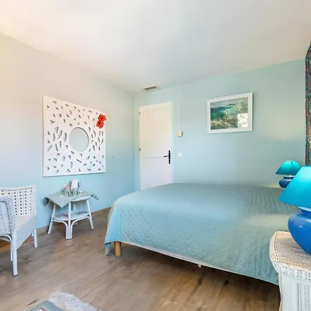 La Nomade - Tahitienne 3*